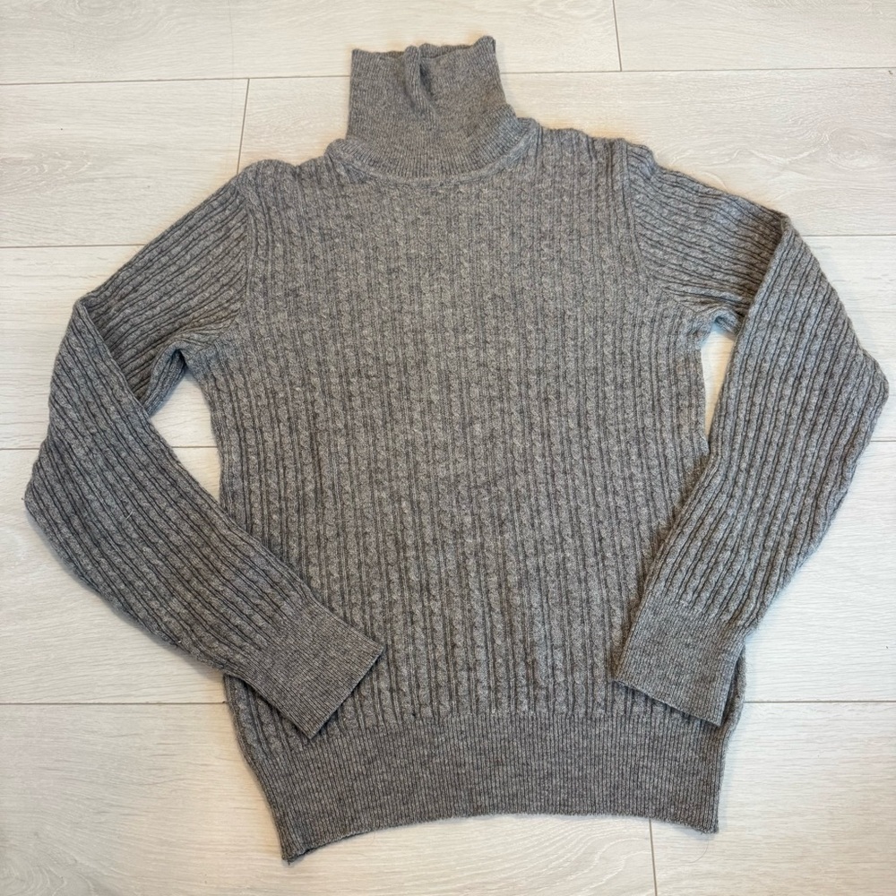 Vintage Steven B. Cashmere Cable Knit Turtleneck